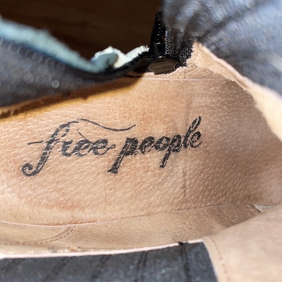 FREE PEOPLE James Chelsea Boots size 40 off white - Picture 10 of 10